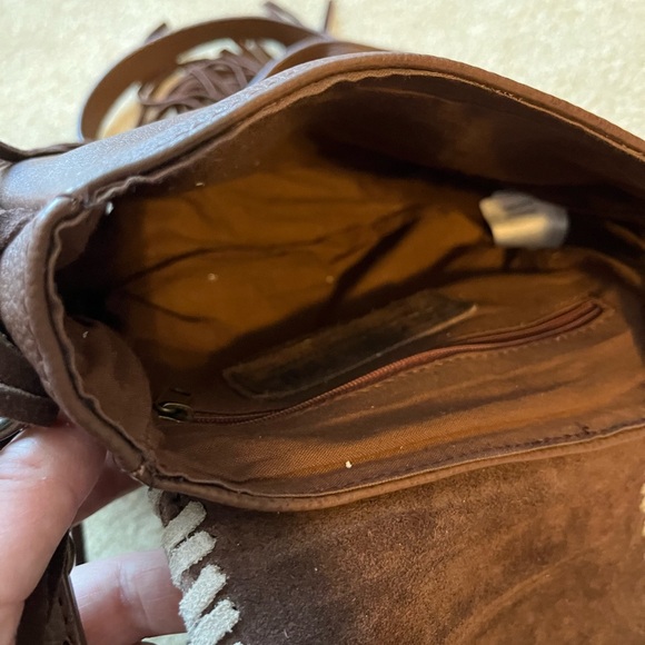 Idyllwind Brown and Cream Crossbody Bag with Fringe - Picture 7 of 9